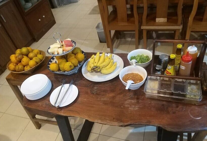 פנסיון Anantaya Home