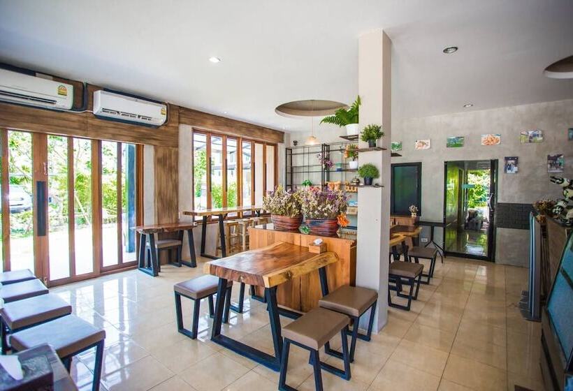 פנסיון Anantaya Home