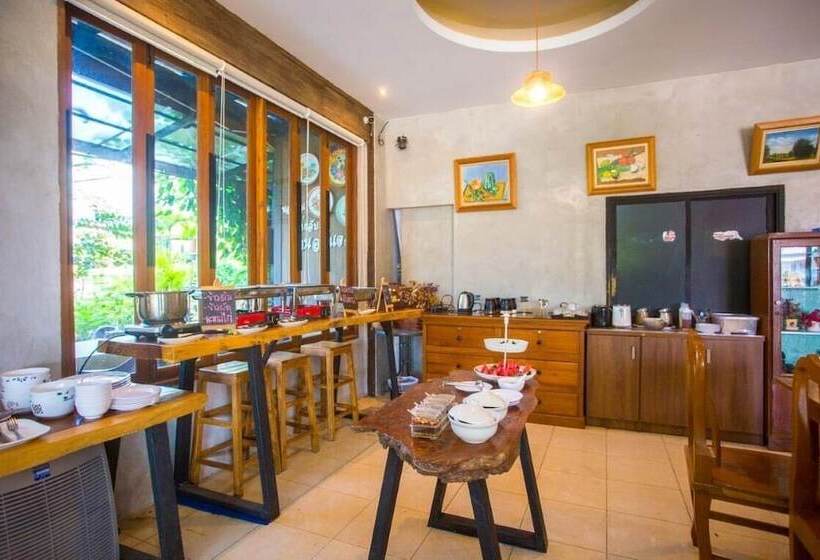 פנסיון Anantaya Home