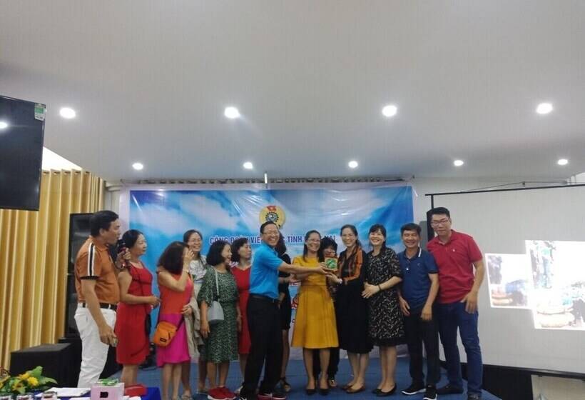 پانسیون Nha Khach Con Dao