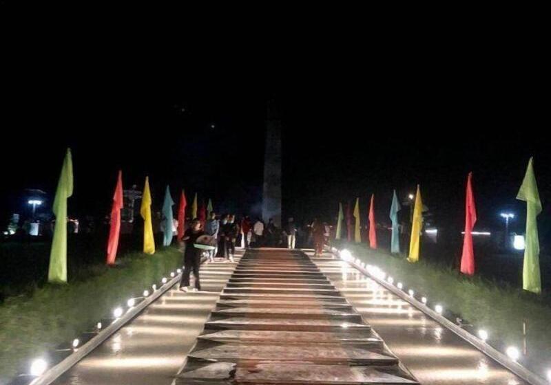 پانسیون Nha Khach Con Dao