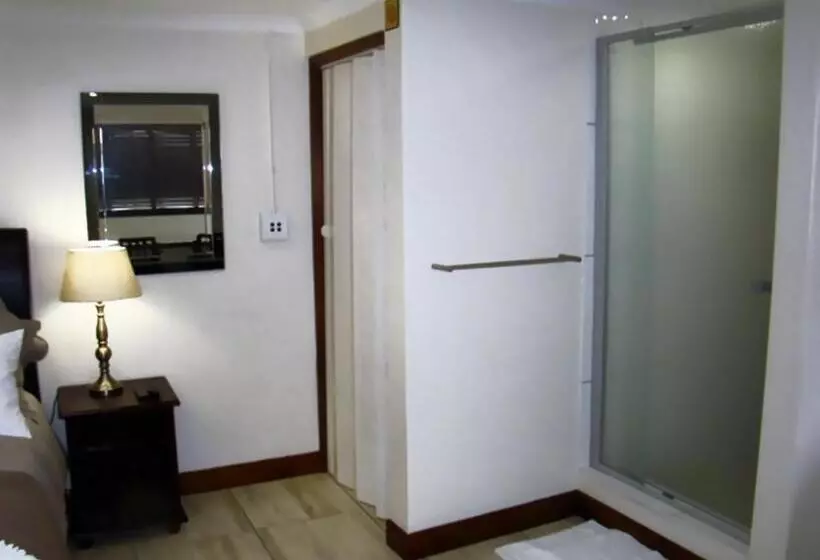 Majatalo Zamar Guest House