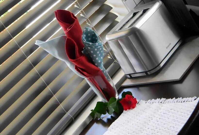 膳宿费 Zamar Guest House