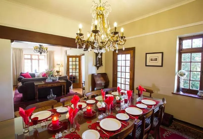 Majatalo Zonneweelde Guest House