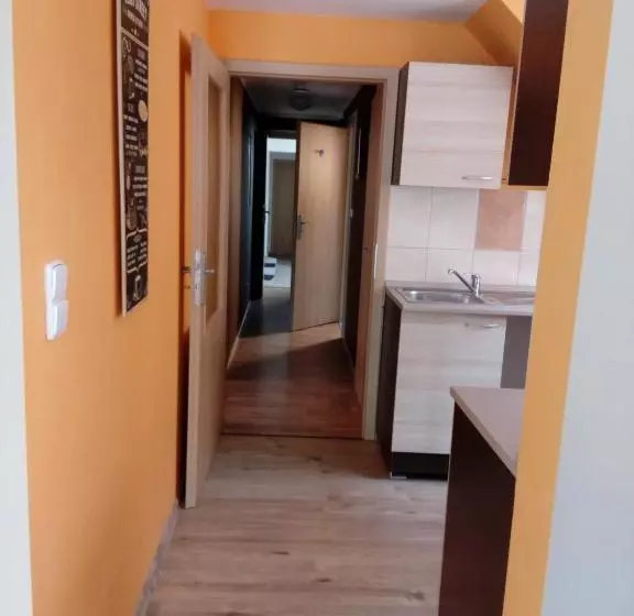 Retkeilymaja Hostinské Pokoje U Kulináře