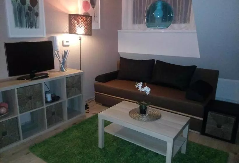 Retkeilymaja Hostinské Pokoje U Kulináře