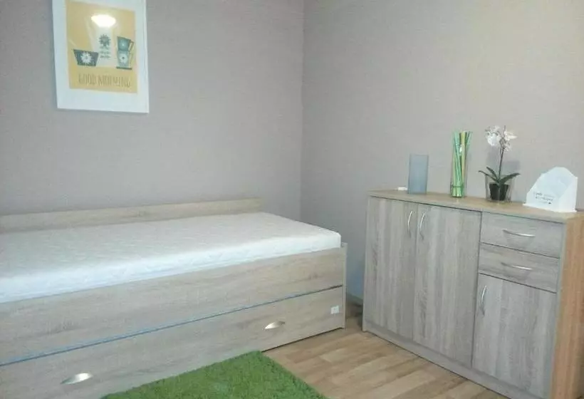 Retkeilymaja Hostinské Pokoje U Kulináře