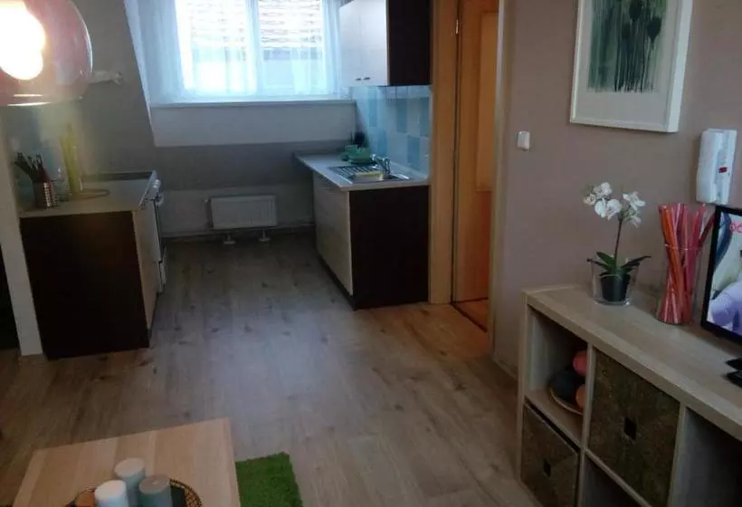 Retkeilymaja Hostinské Pokoje U Kulináře