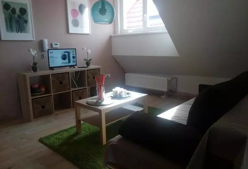 Retkeilymaja Hostinské Pokoje U Kulináře