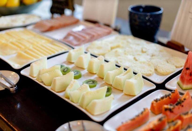 펜션 Pousada Camburizinho