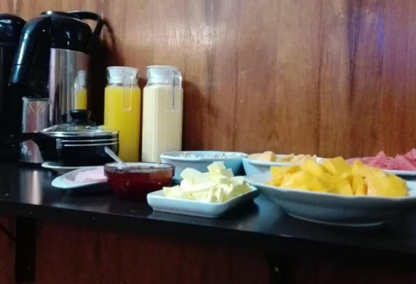 Pensjonat Ururi Stay