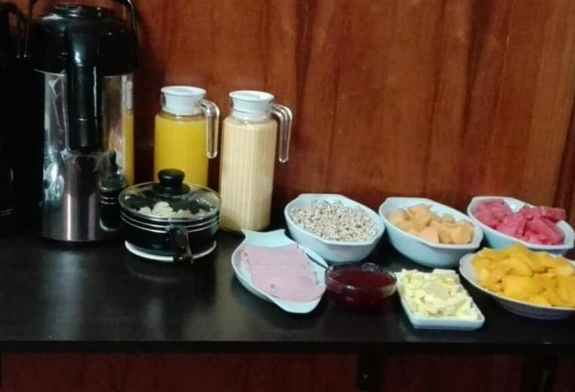 Pensjonat Ururi Stay