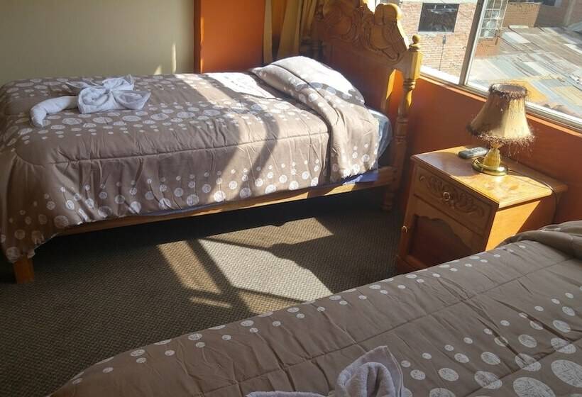 Pensjonat Ururi Stay