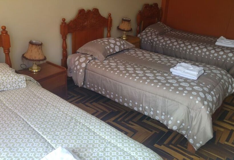 Pensjonat Ururi Stay