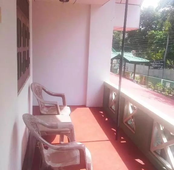 هاستل Anila Beach Inn