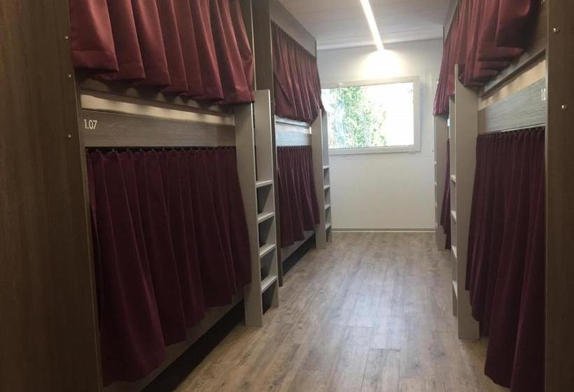 هاستل Auberge Du Guintzet