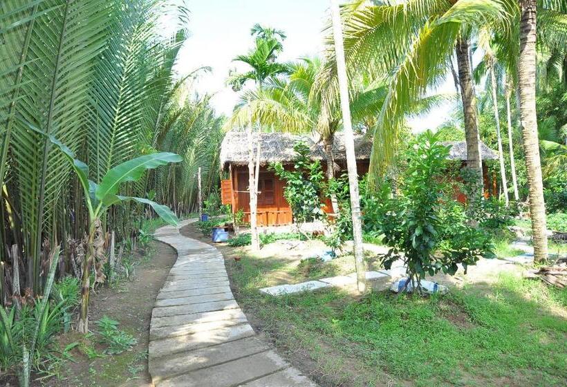 Hotel Ben Tre Farm Stay