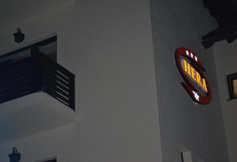 بنسيون Casa Hera