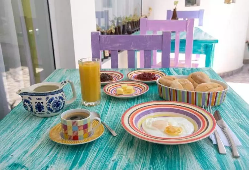 پانسیون Dream House