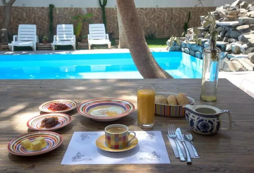 پانسیون Dream House