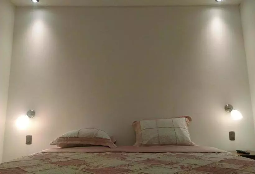 پانسیون Dream House