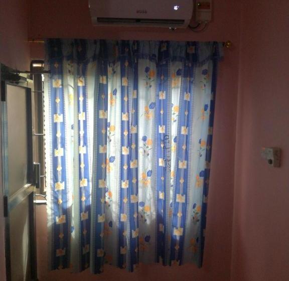 بنسيون Kiceck  Airport