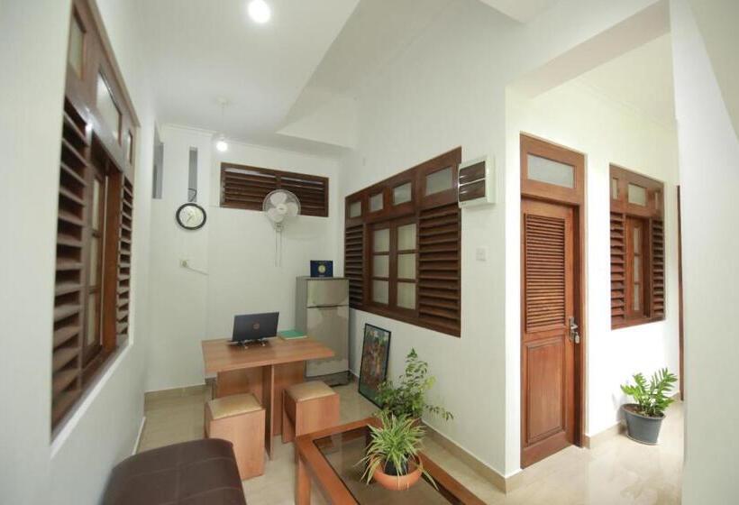 פנסיון Renuka Inn