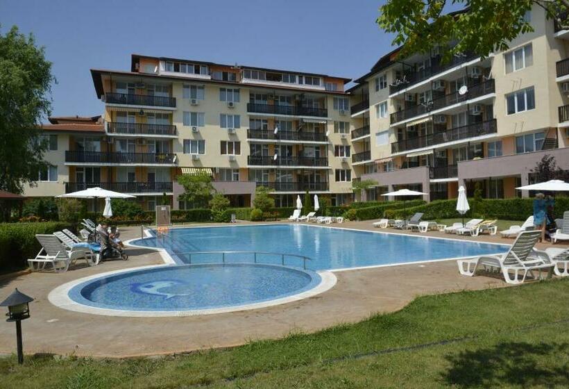 Apartcomplex Chateau Aheloy