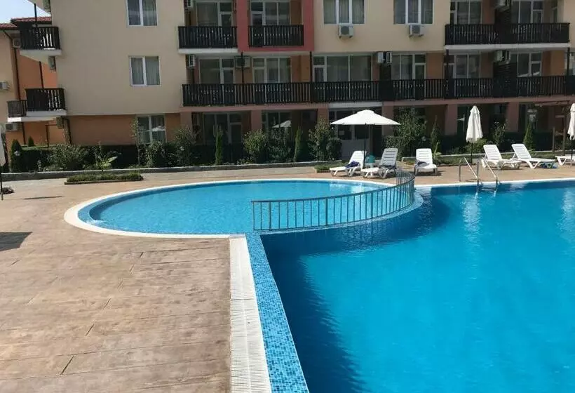 Apartcomplex Chateau Aheloy
