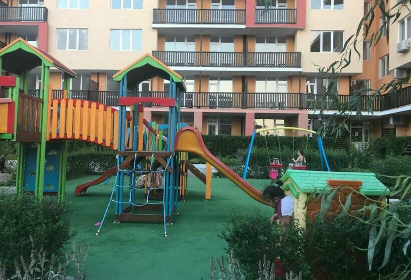 Apartcomplex Chateau Aheloy