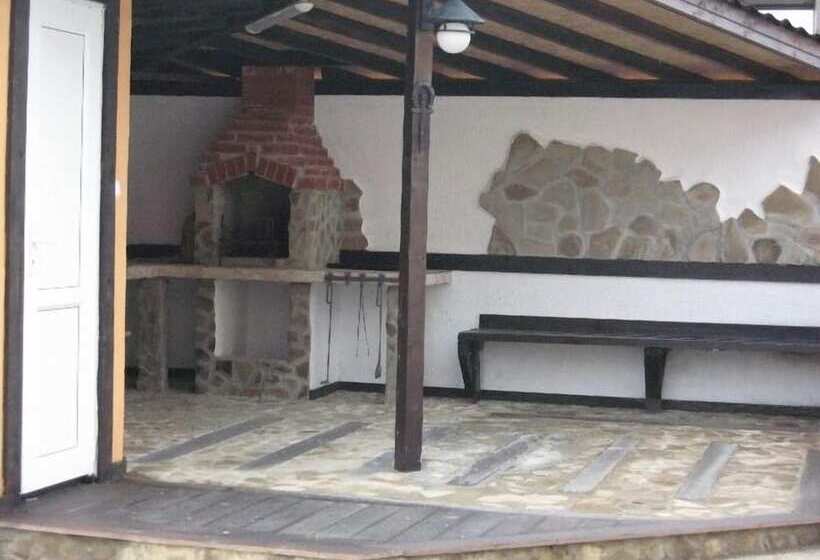 Apartcomplex Chateau Aheloy