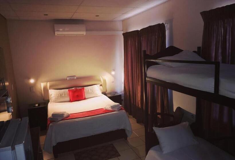 פנסיון Aaa Rose Garden Guesthouse