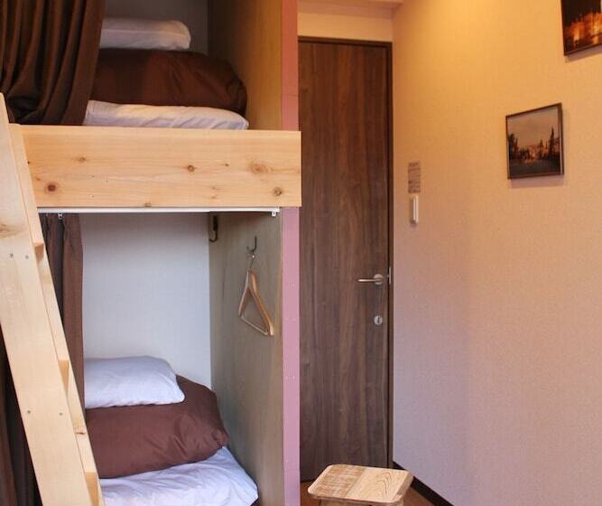 Pension Bar & Hostel Mondo   Hostel