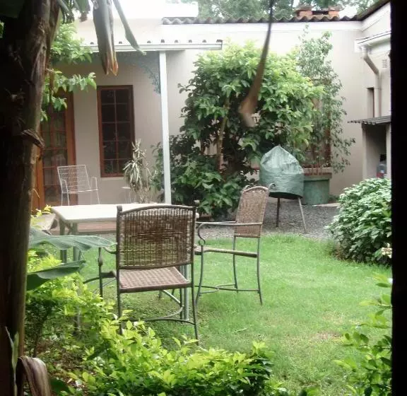 Majatalo Duvet & Crumpets