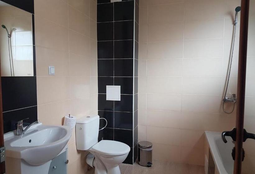 Pensão Yuliya Guest House