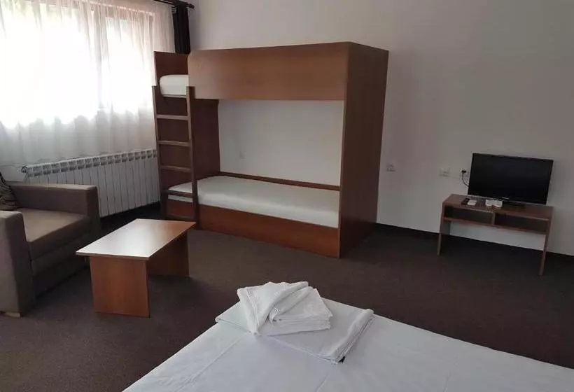 پانسیون Yuliya Guest House