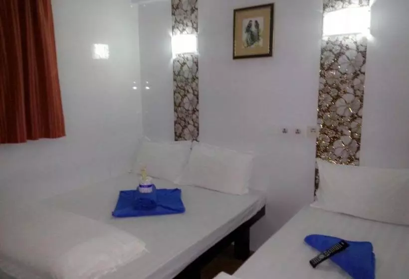 پانسیون Dutch Hostel