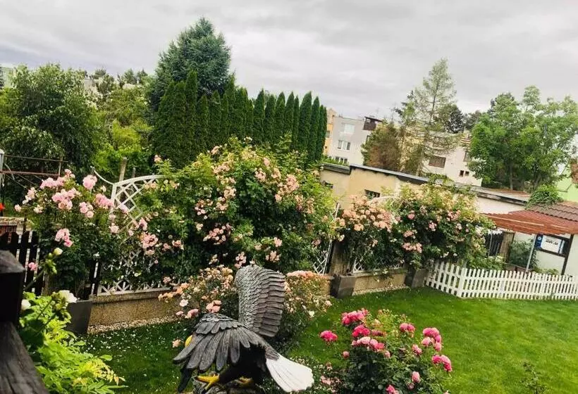 Majatalo Ubytovani Na Hrazi 91