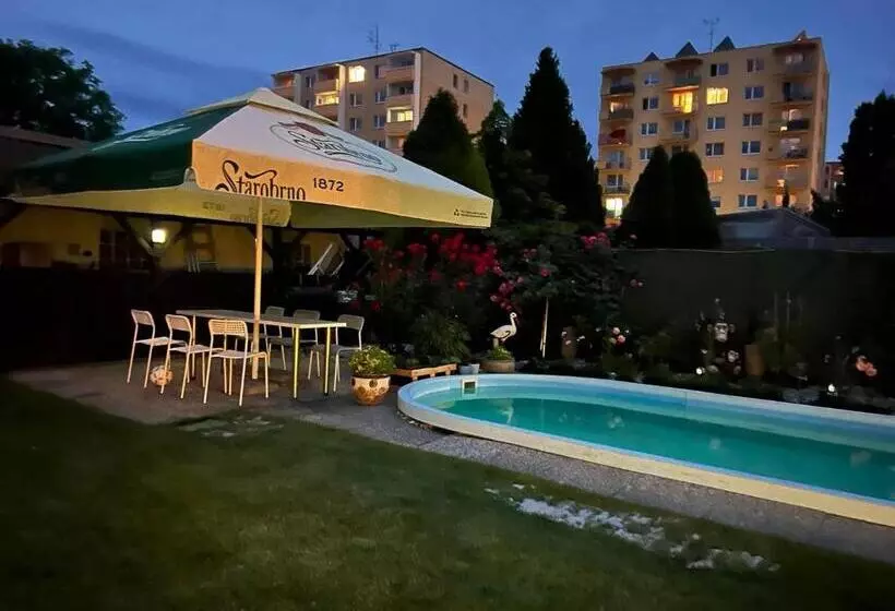 Majatalo Ubytovani Na Hrazi 91