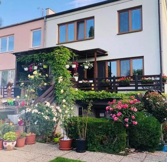 Majatalo Ubytovani Na Hrazi 91