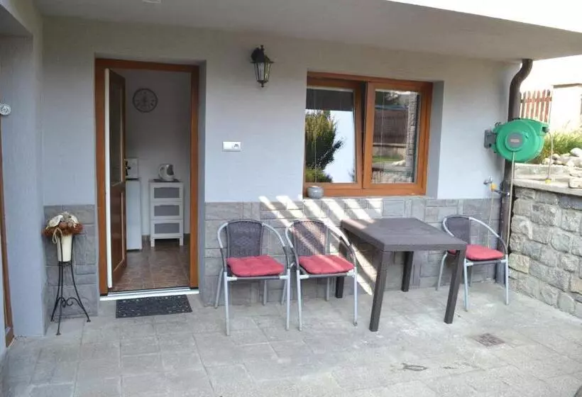 Majatalo Ubytovani Na Hrazi 91