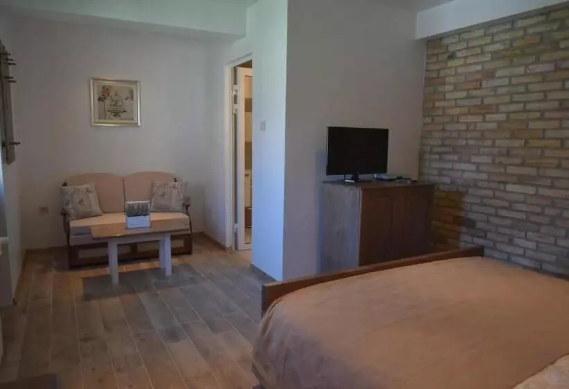 پانسیون Guest House Zlateya