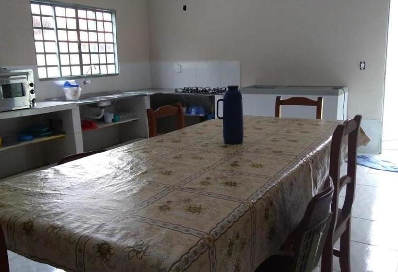 پانسیون Pousada Agua Quente