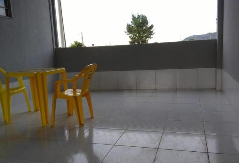 پانسیون Pousada Agua Quente