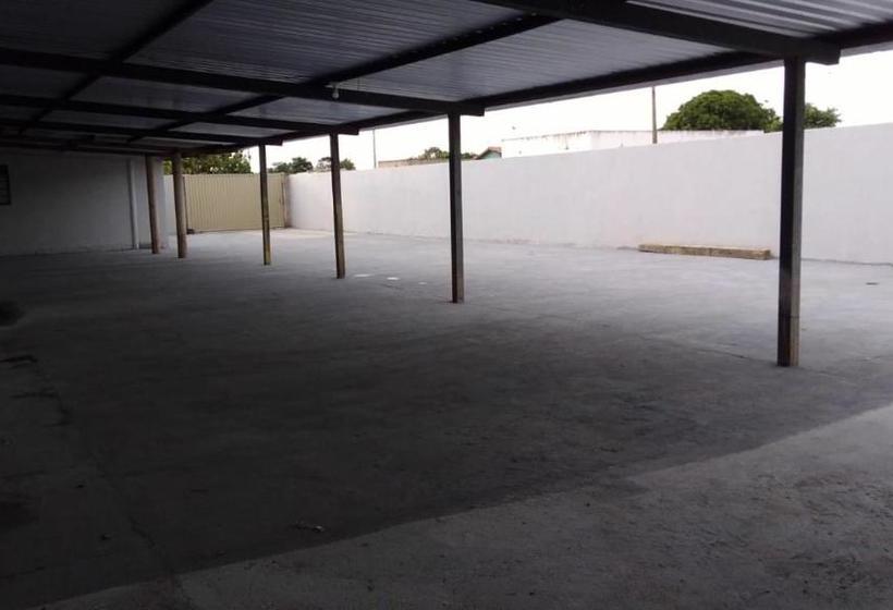 پانسیون Pousada Agua Quente