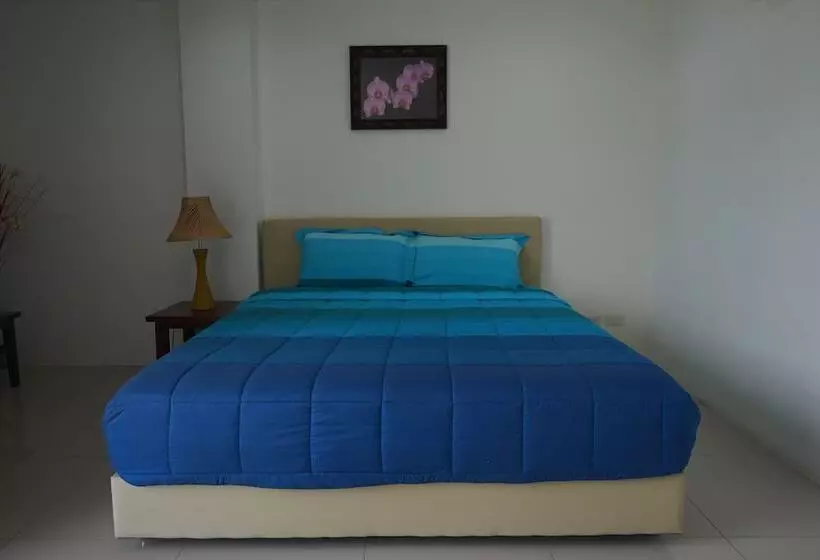 پانسیون The Bread Basket