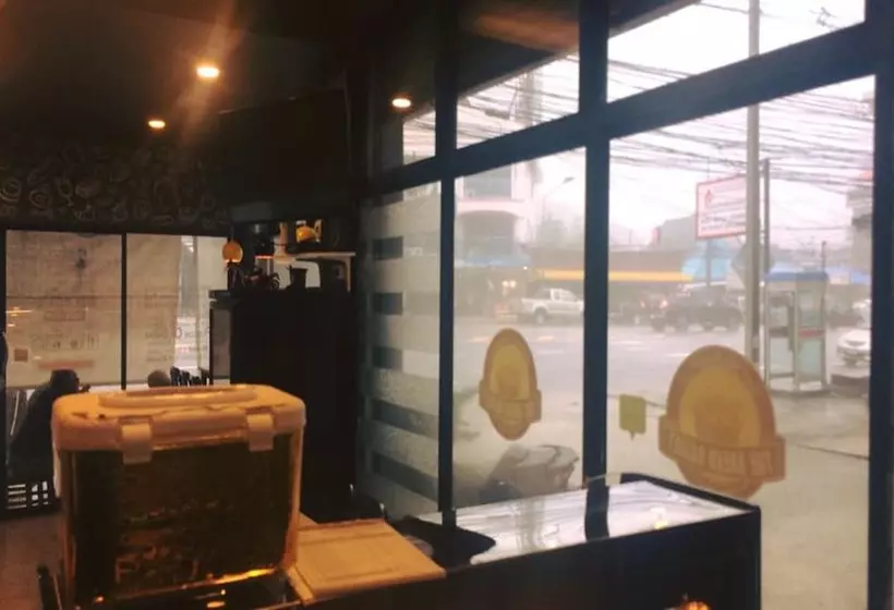 پانسیون The Bread Basket