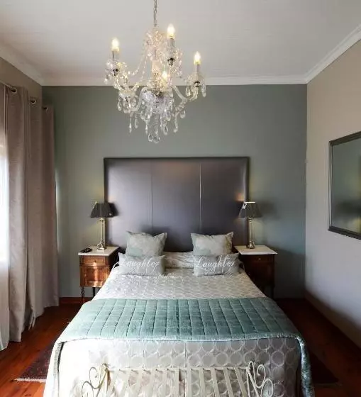 Majatalo Villa Brocant Guest House