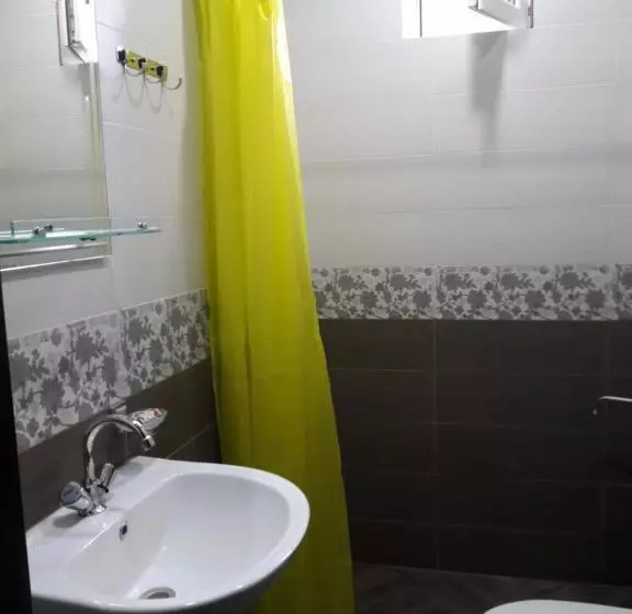 پانسیون Goga Guesthouse