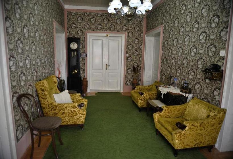 پانسیون Guest House Antika